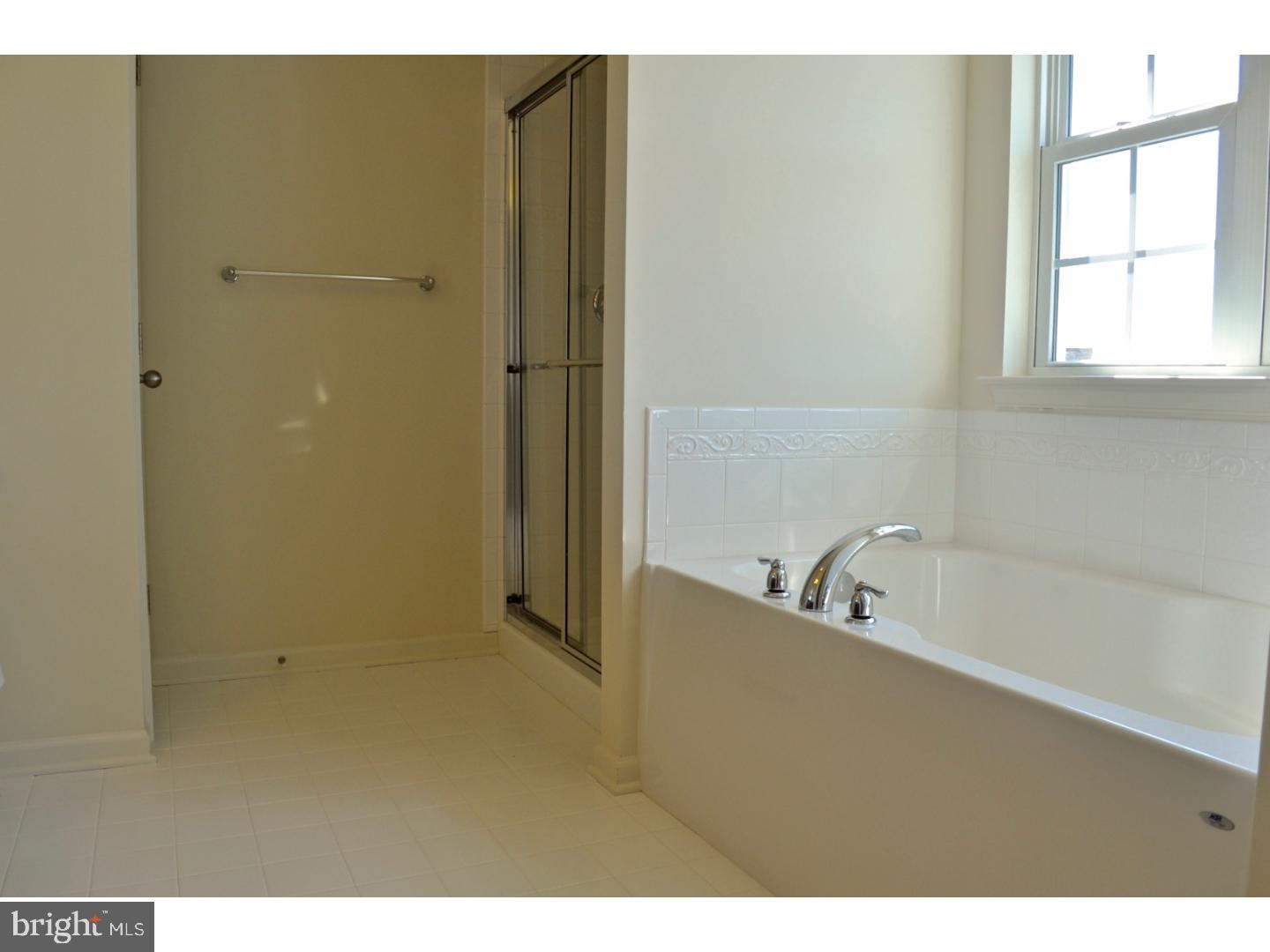 HERITAGE TRACE - Residential