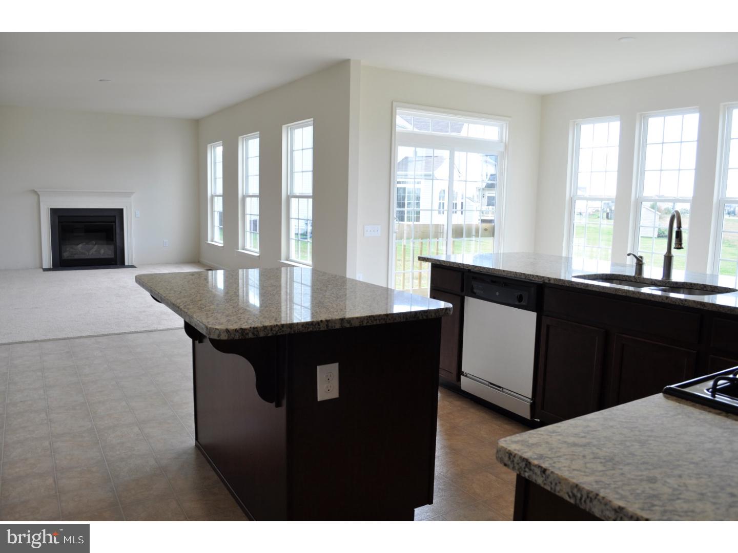 HERITAGE TRACE - Residential