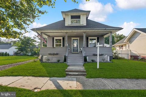 Photo of 122 Penn St, PENNS GROVE, NJ 08069 (MLS # NJSA2018202)