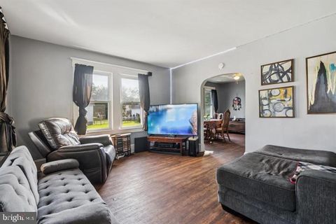 Tiny photo for 122 Penn St, PENNS GROVE, NJ 08069 (MLS # NJSA2018202)