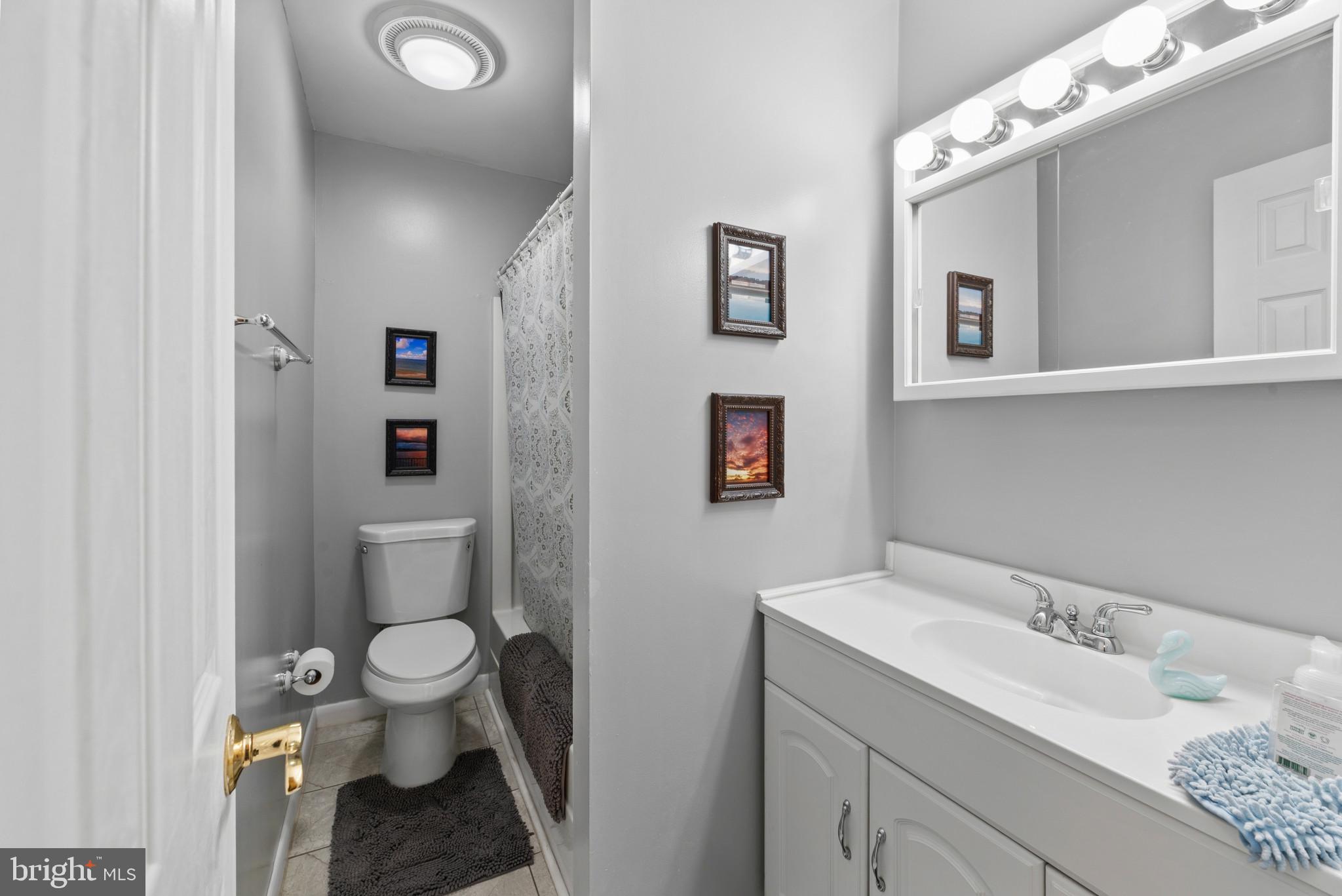 HUNTERS HARBOR - Residential