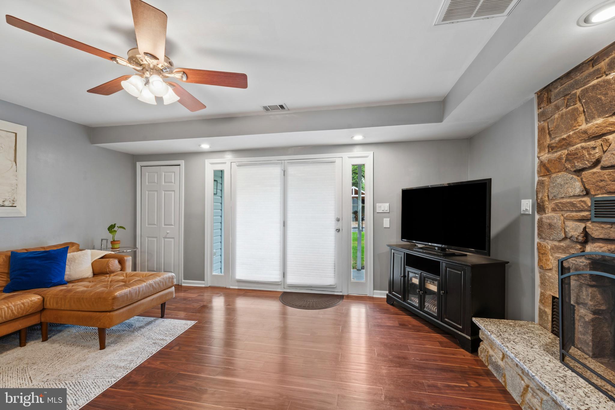 HUNTERS HARBOR - Residential