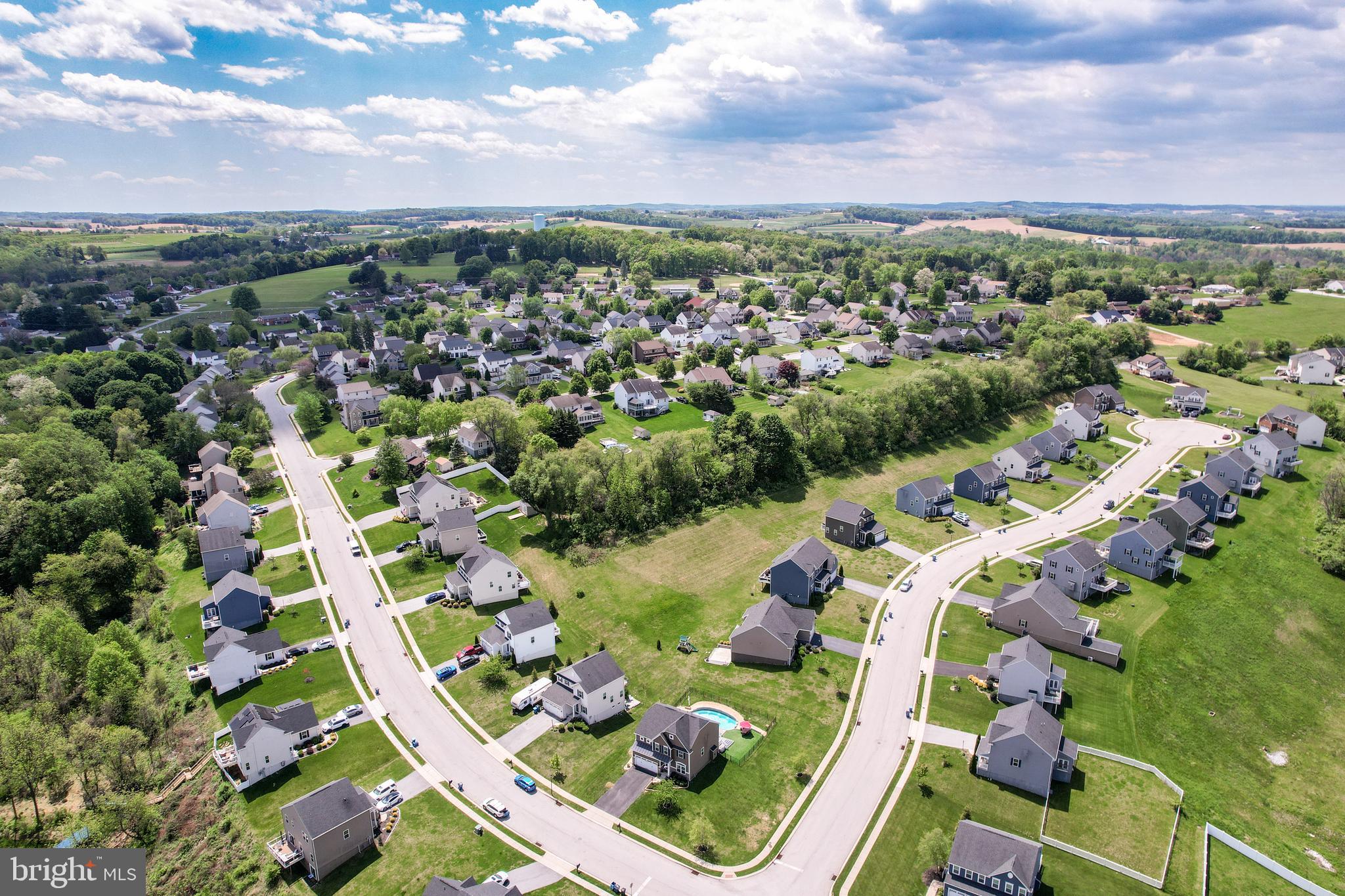 REYNOLD'S OVERLOOK - Residential