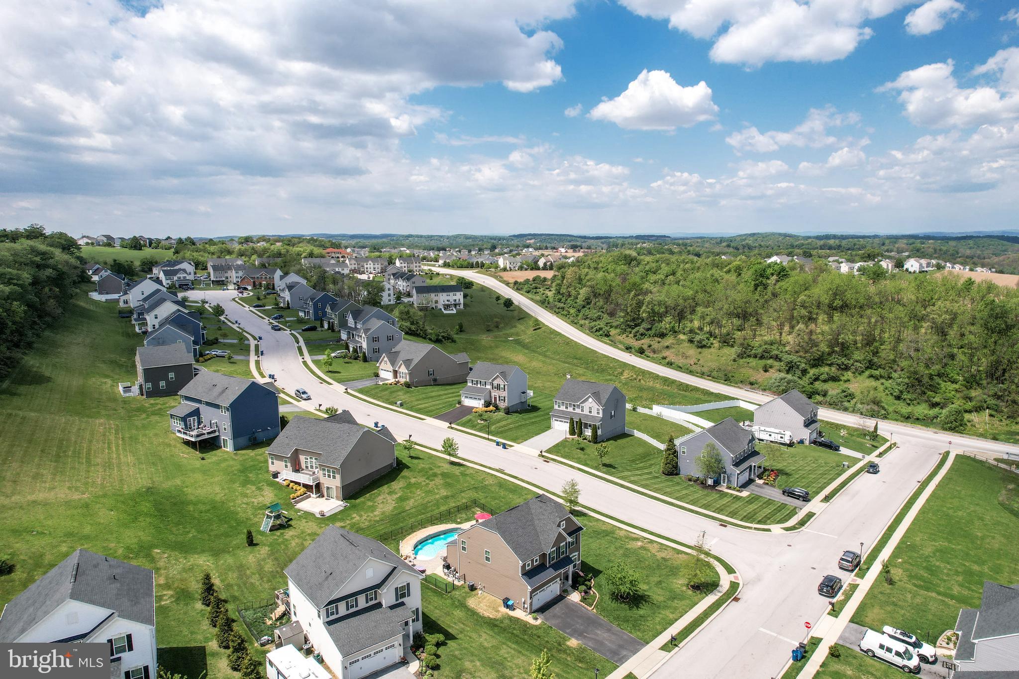 REYNOLD'S OVERLOOK - Residential