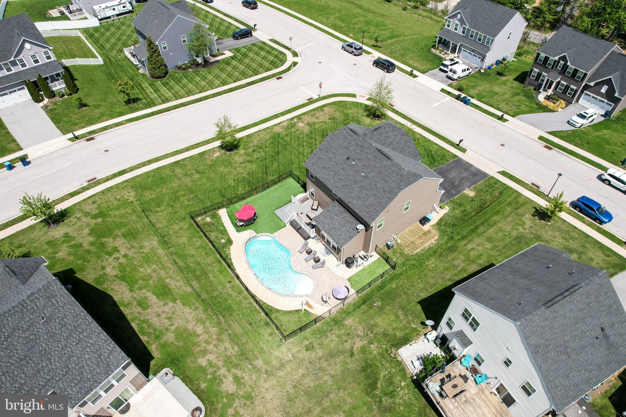 REYNOLD'S OVERLOOK - Residential