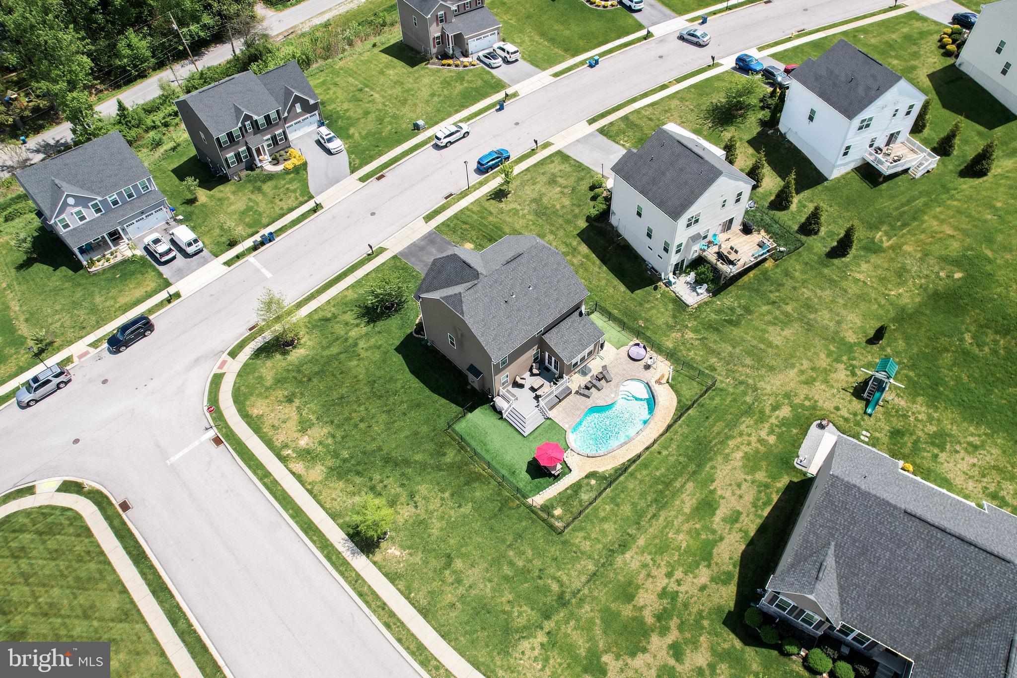 REYNOLD'S OVERLOOK - Residential