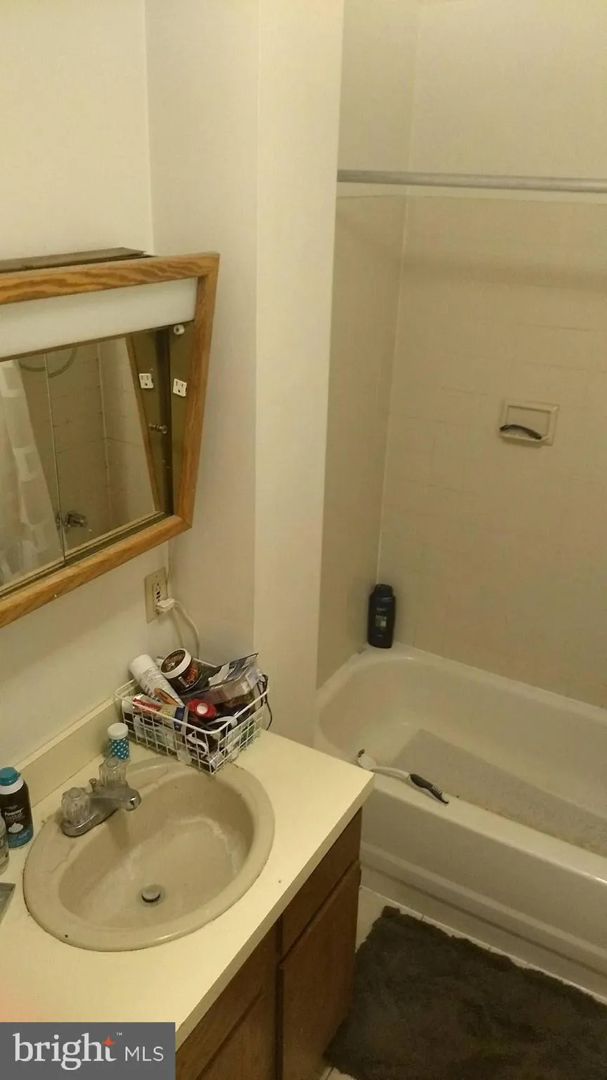 Philadelphia, Pennsylvania 19130, United States, ,1 BathroomBathrooms,Residential,Active,145264