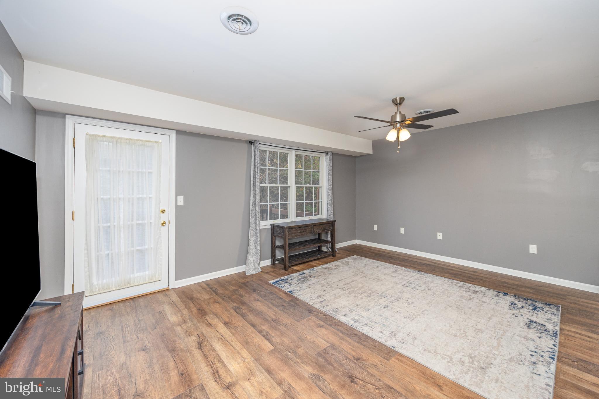 WOODRIDGE ESTATES - Residential