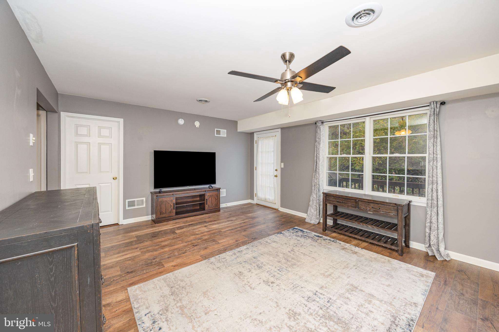 WOODRIDGE ESTATES - Residential