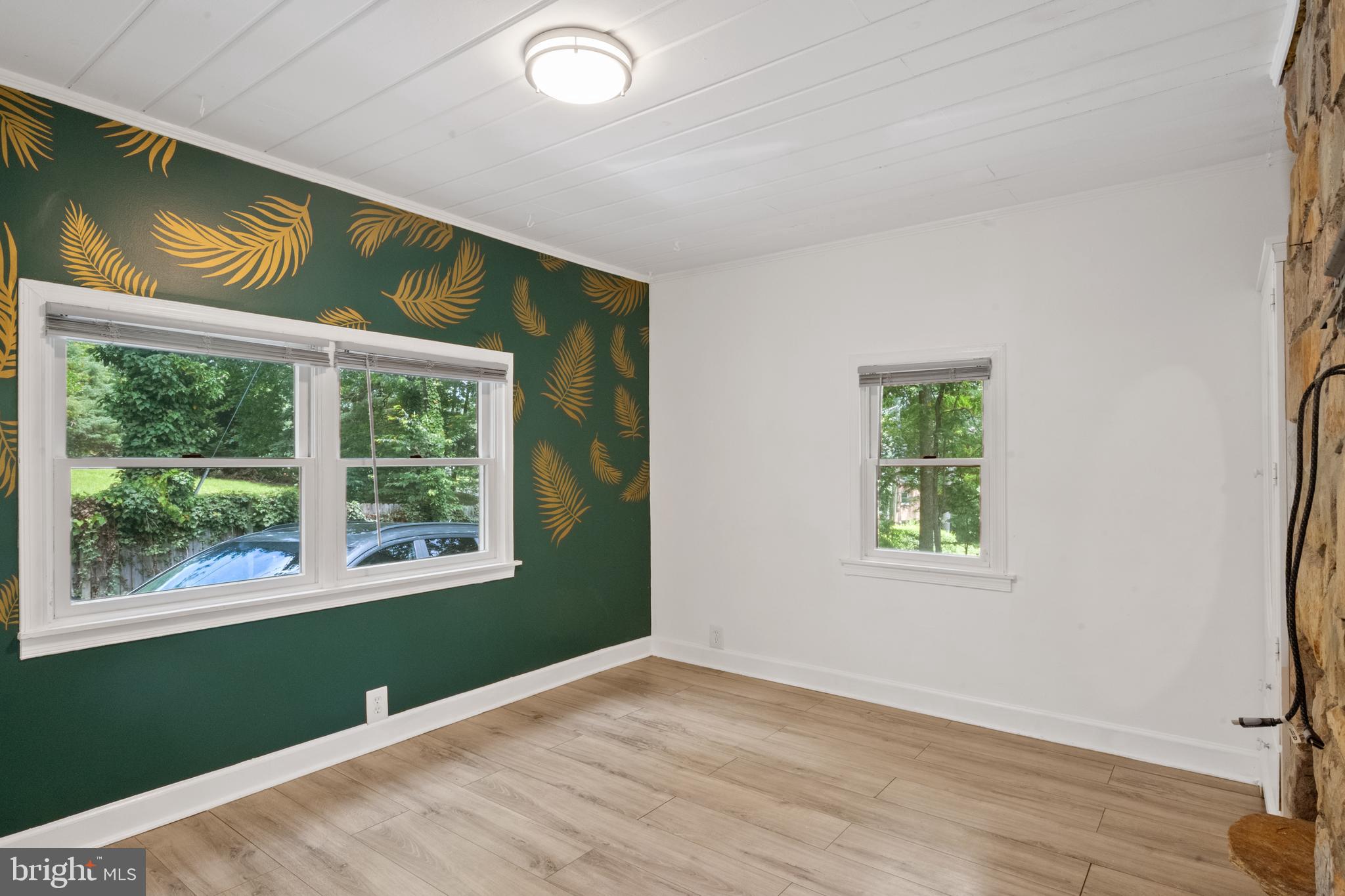 BULL RUN MOUNTAIN ESTATE - Residential Lease