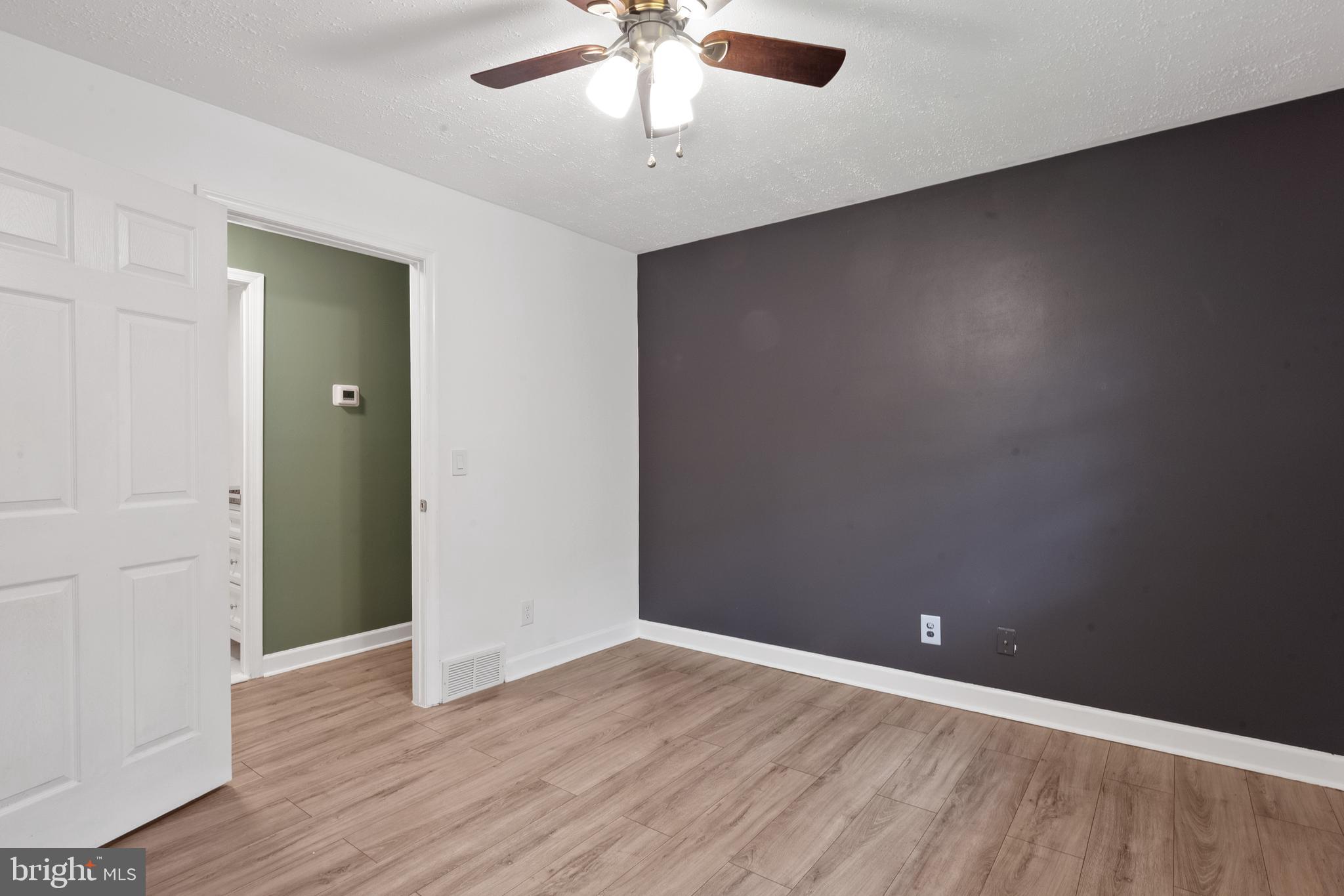 BULL RUN MOUNTAIN ESTATE - Residential Lease