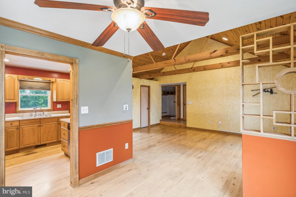 ARCADIA MANOR - Residential