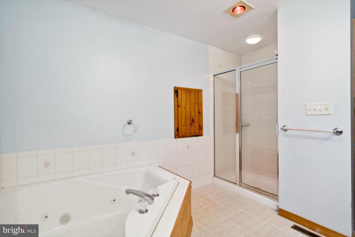 ARCADIA MANOR - Residential