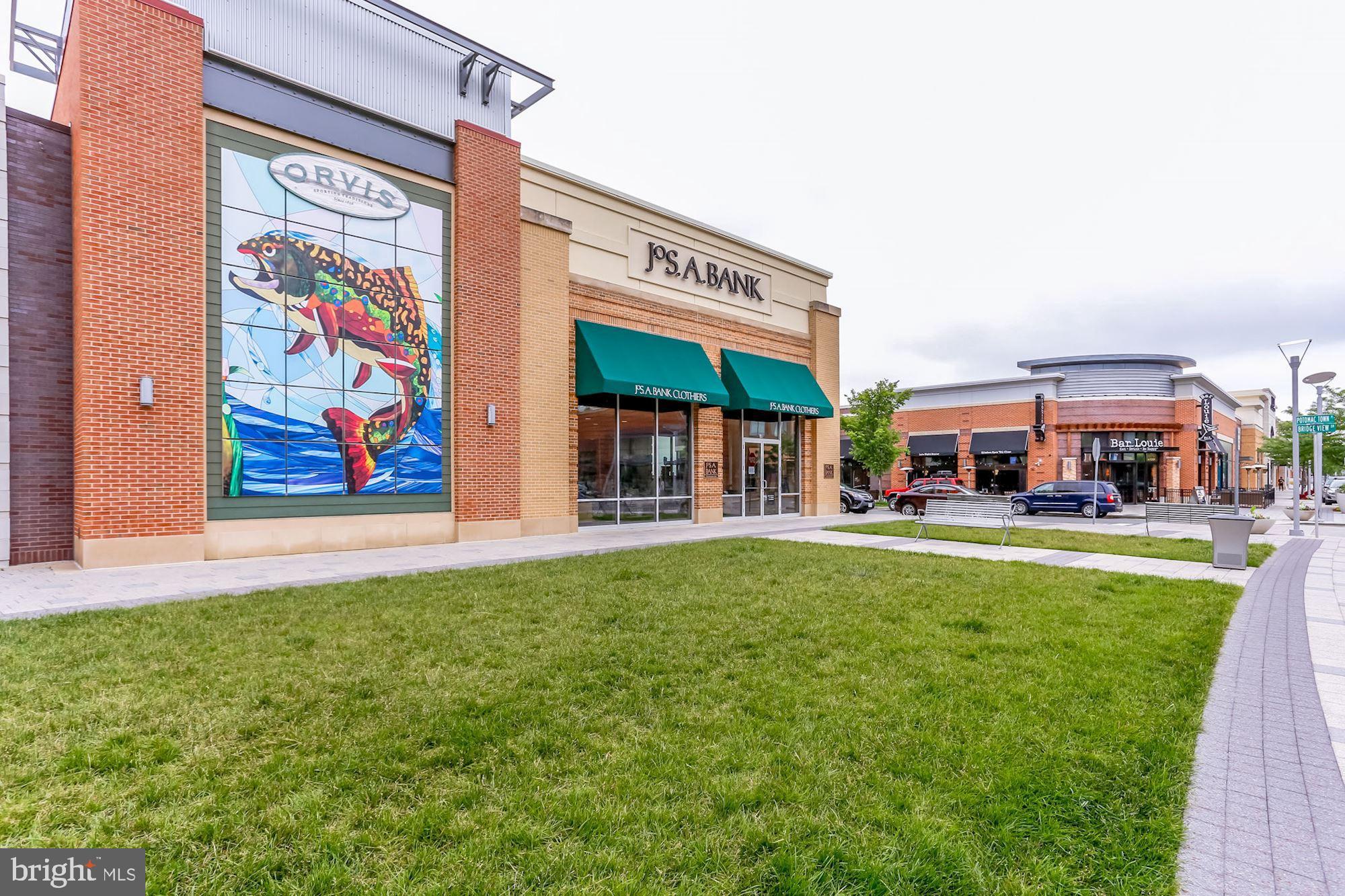 POTOMAC CLUB - Residential Lease