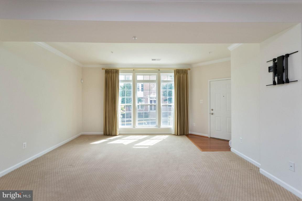 POTOMAC CLUB - Residential Lease