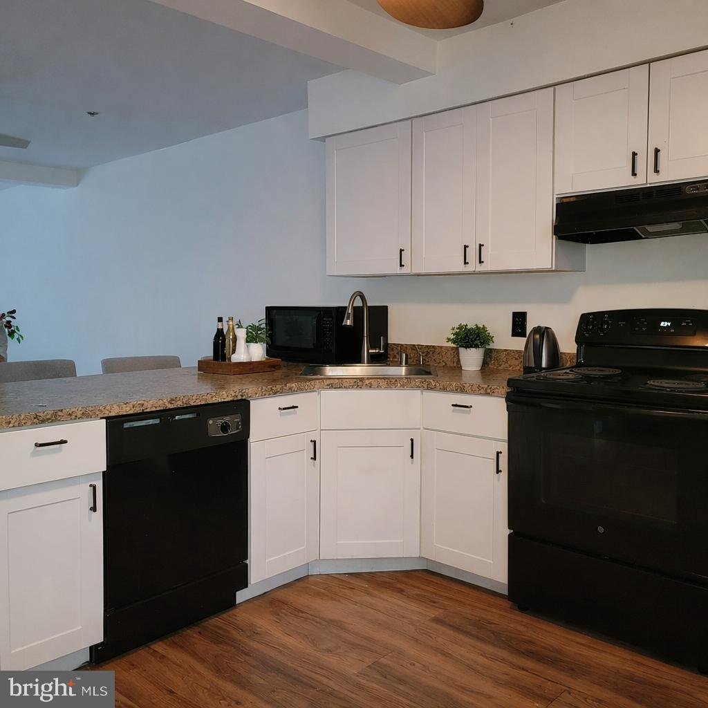 204 SPRINGWOOD DRIVE