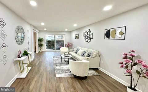 13139 DAIRYMAID DRIVE 104 GERMANTOWN MD 20874