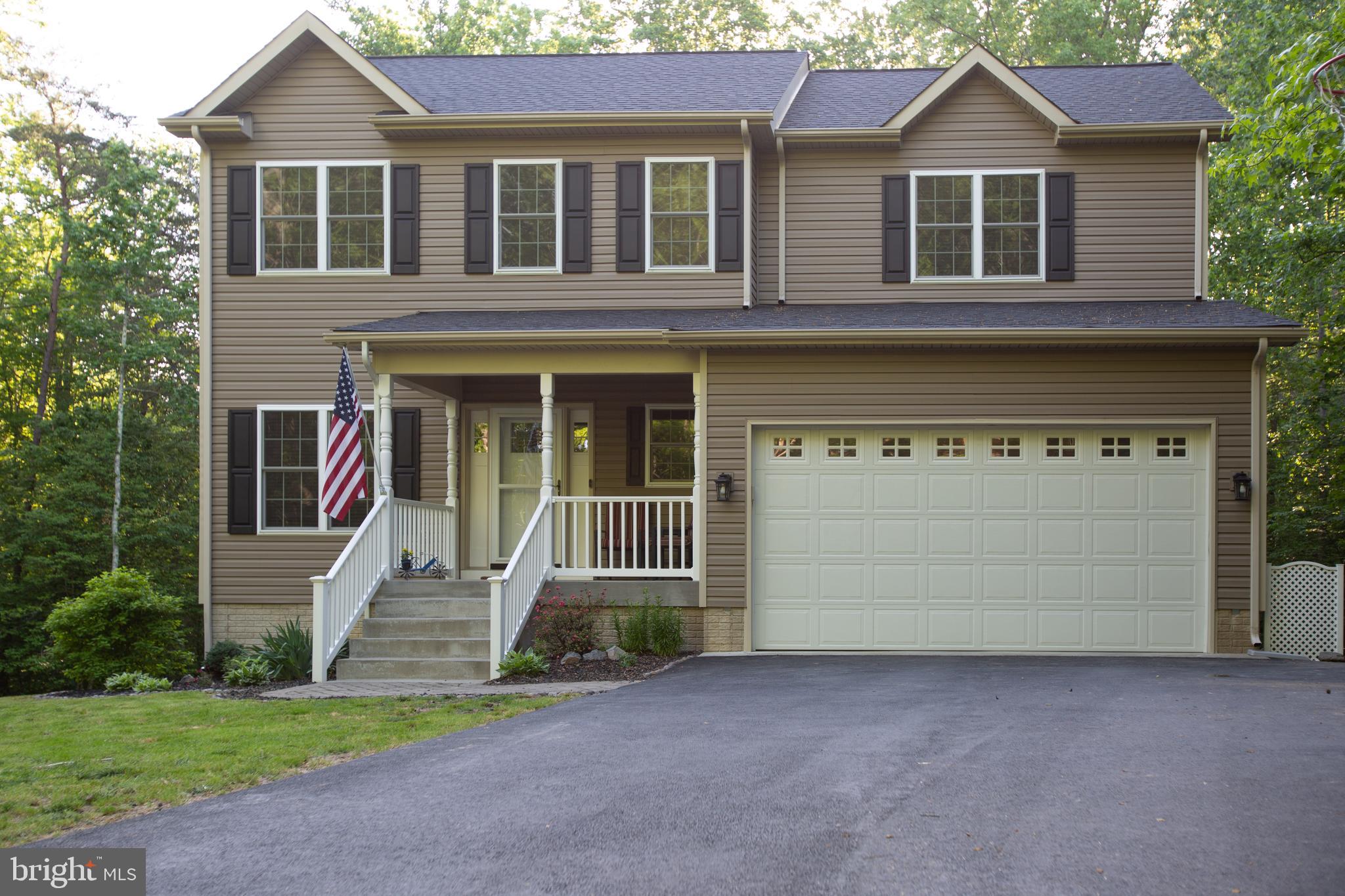 PRESIDENTIAL LAKES - Residential