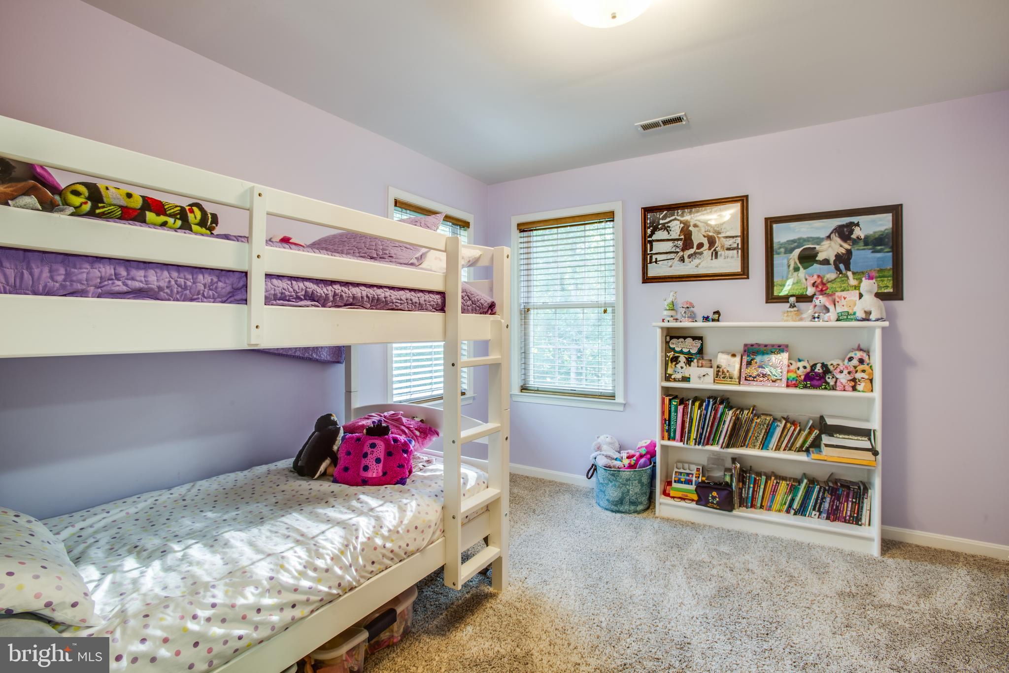 PRESIDENTIAL LAKES - Residential