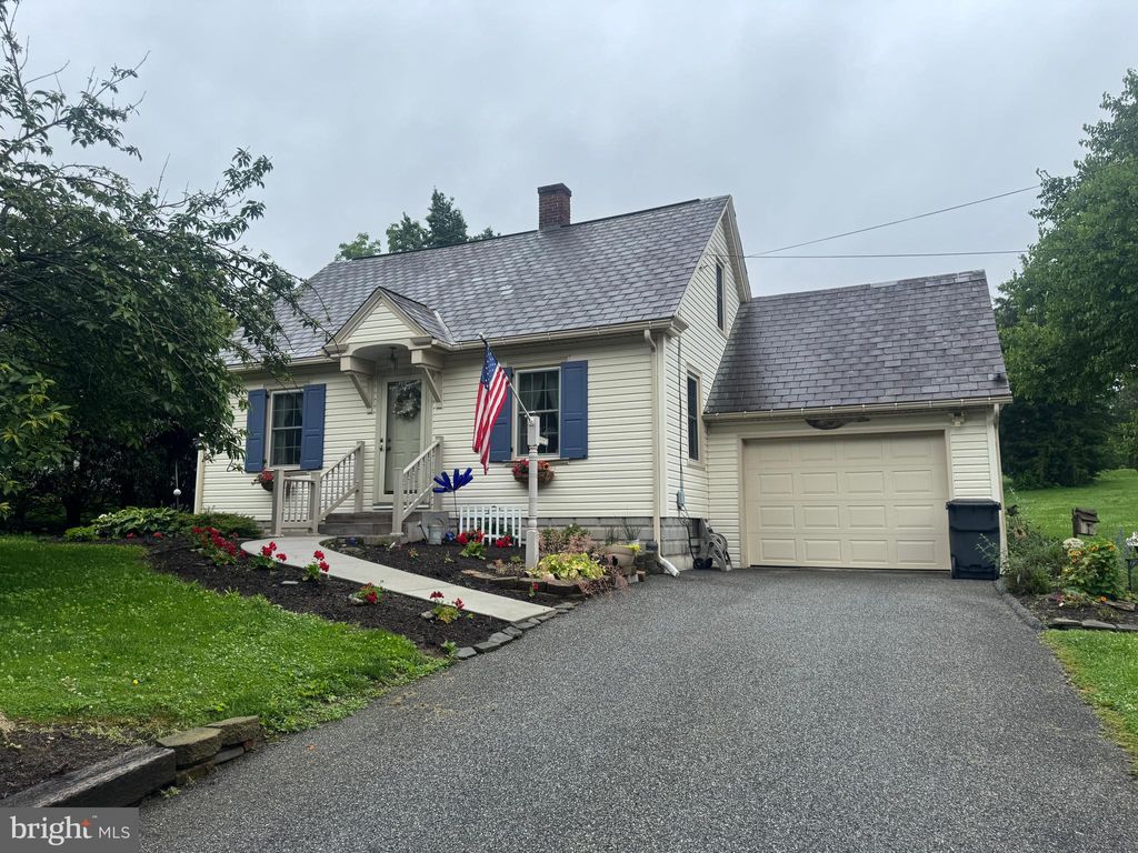 Photo of 18 Benedict Road, LANCASTER, PA 17603 (MLS # PALA2071670)