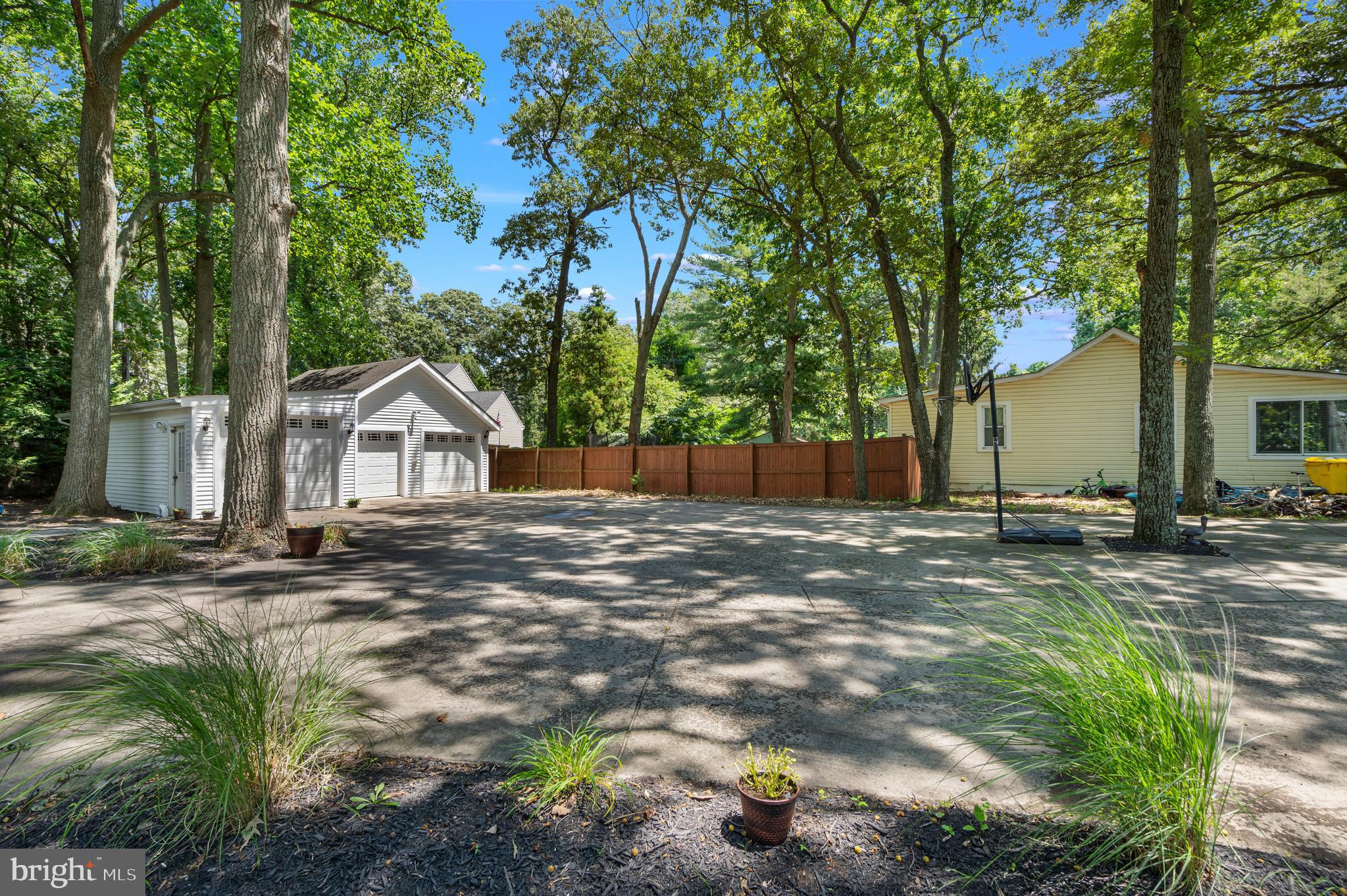 LONG POINT ON THE MAGOTHY - Residential