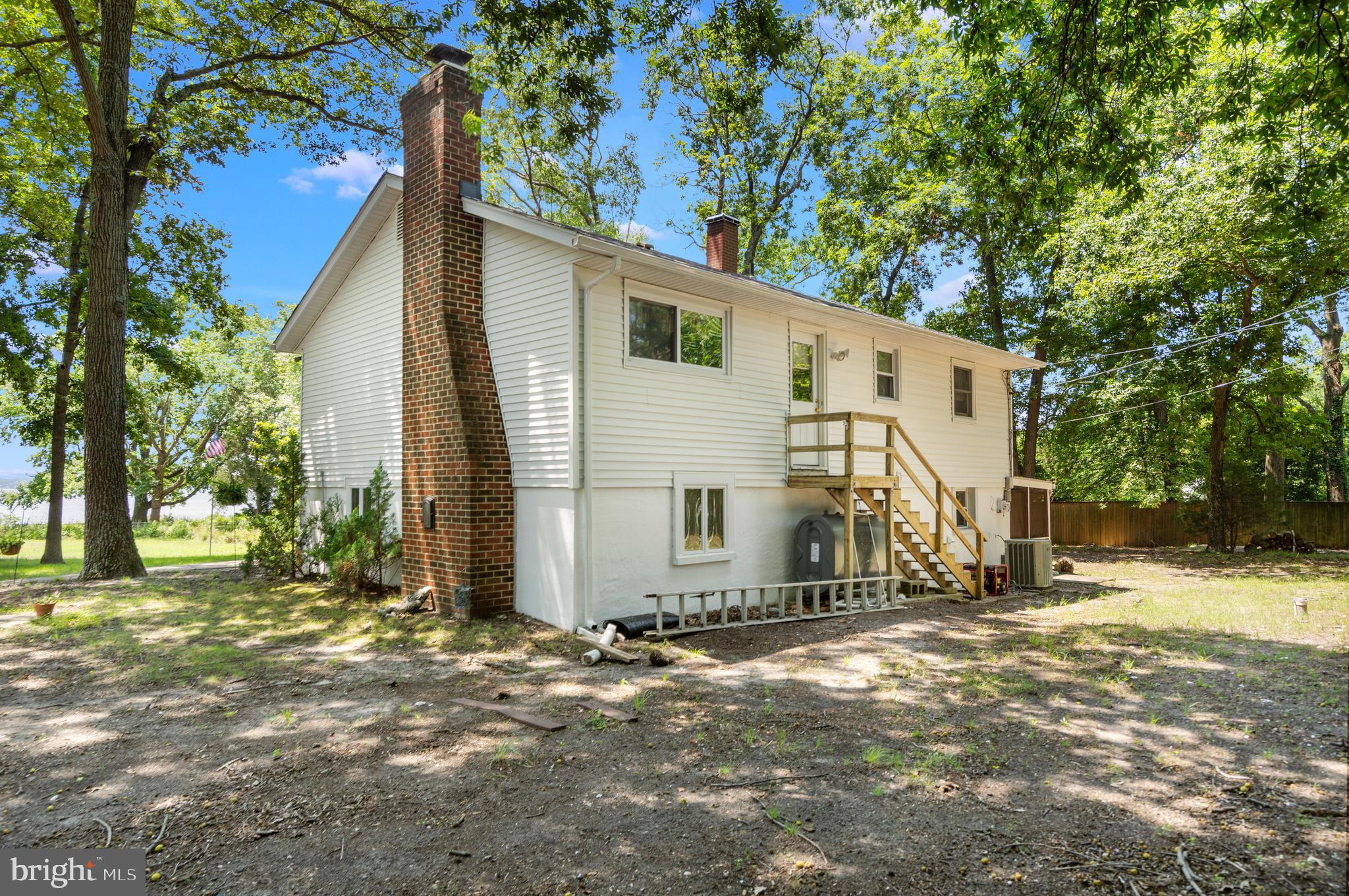 LONG POINT ON THE MAGOTHY - Residential