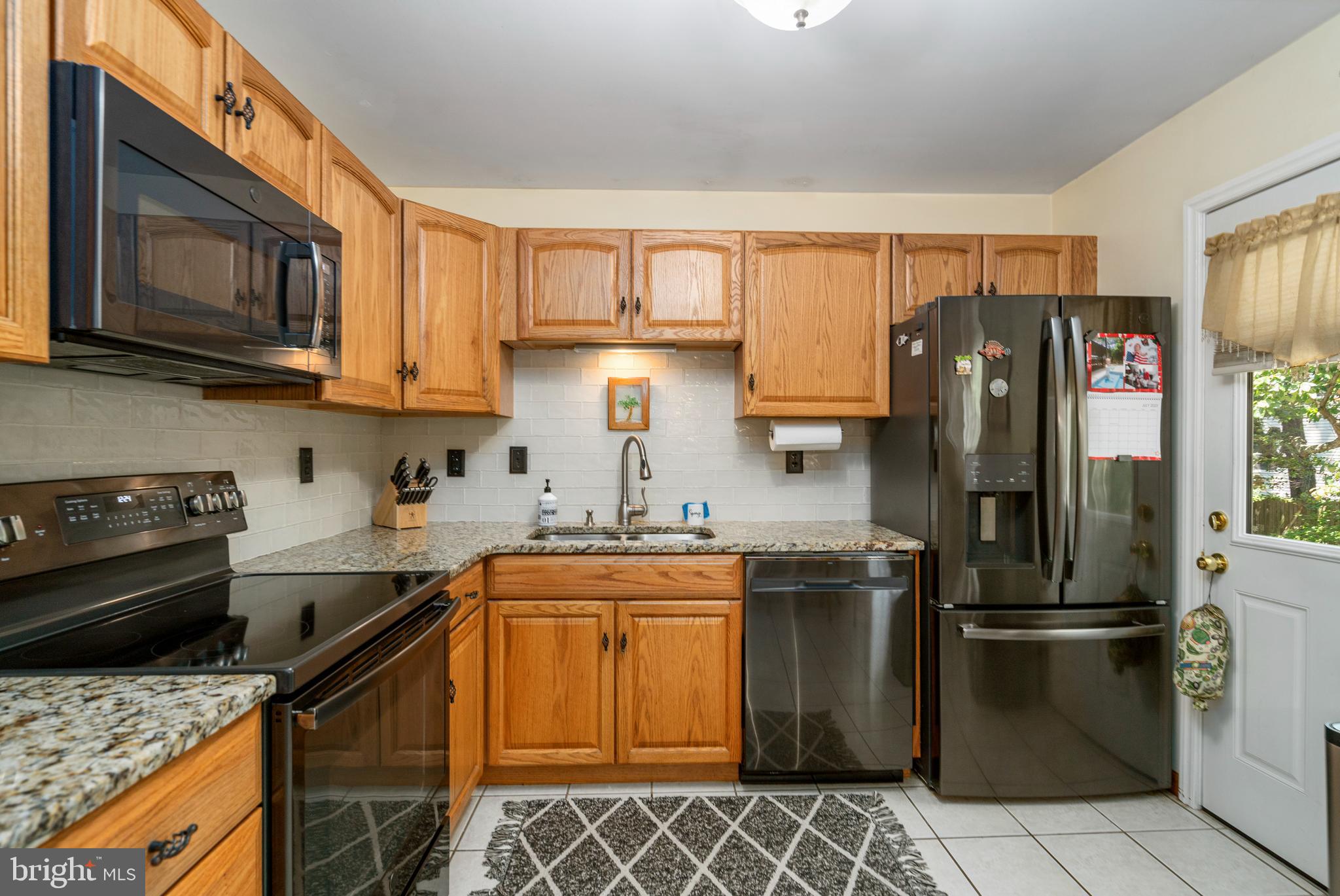 LONG POINT ON THE MAGOTHY - Residential