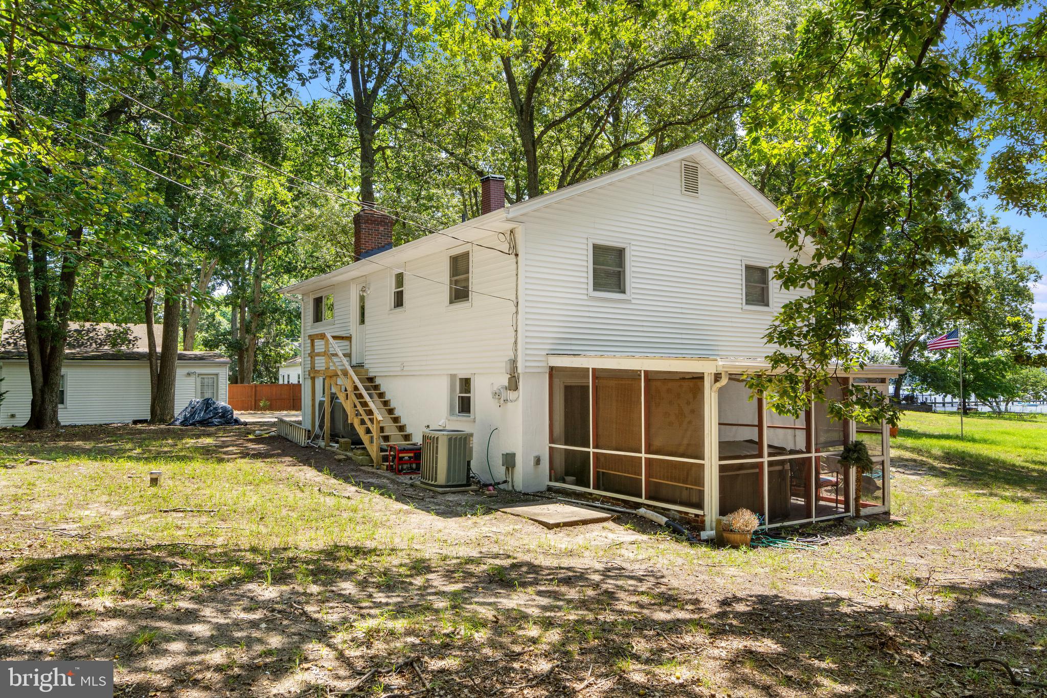 LONG POINT ON THE MAGOTHY - Residential