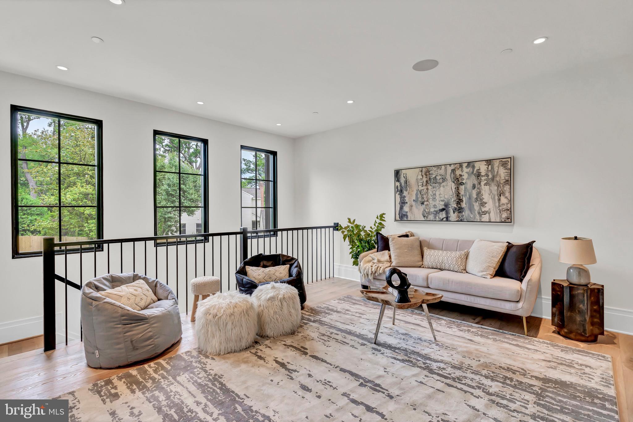 EDGEMOOR - Residential