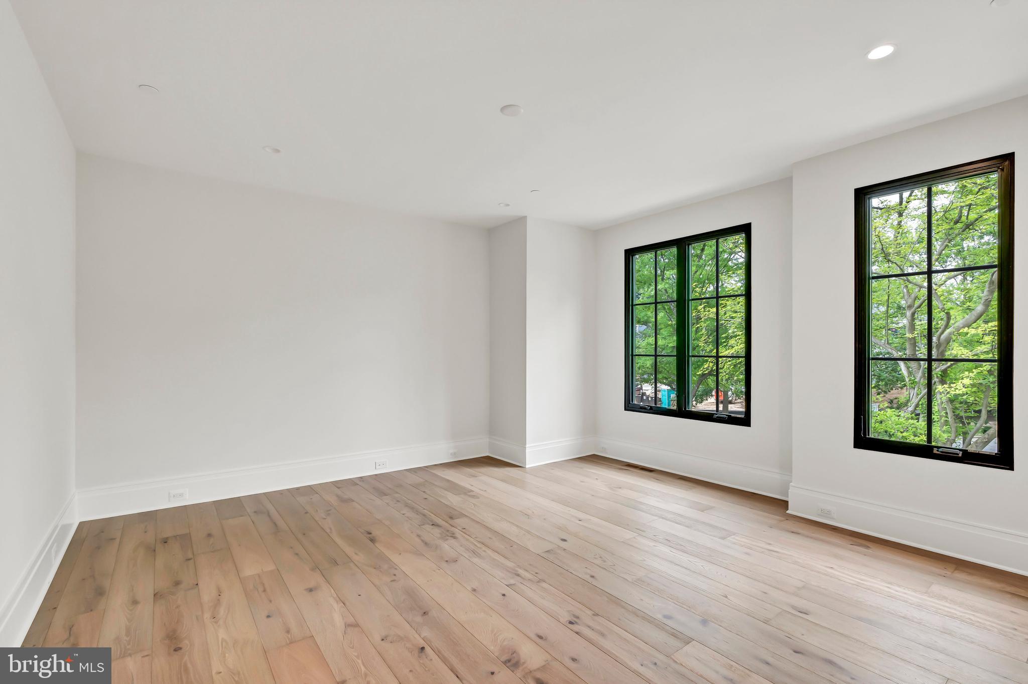 EDGEMOOR - Residential