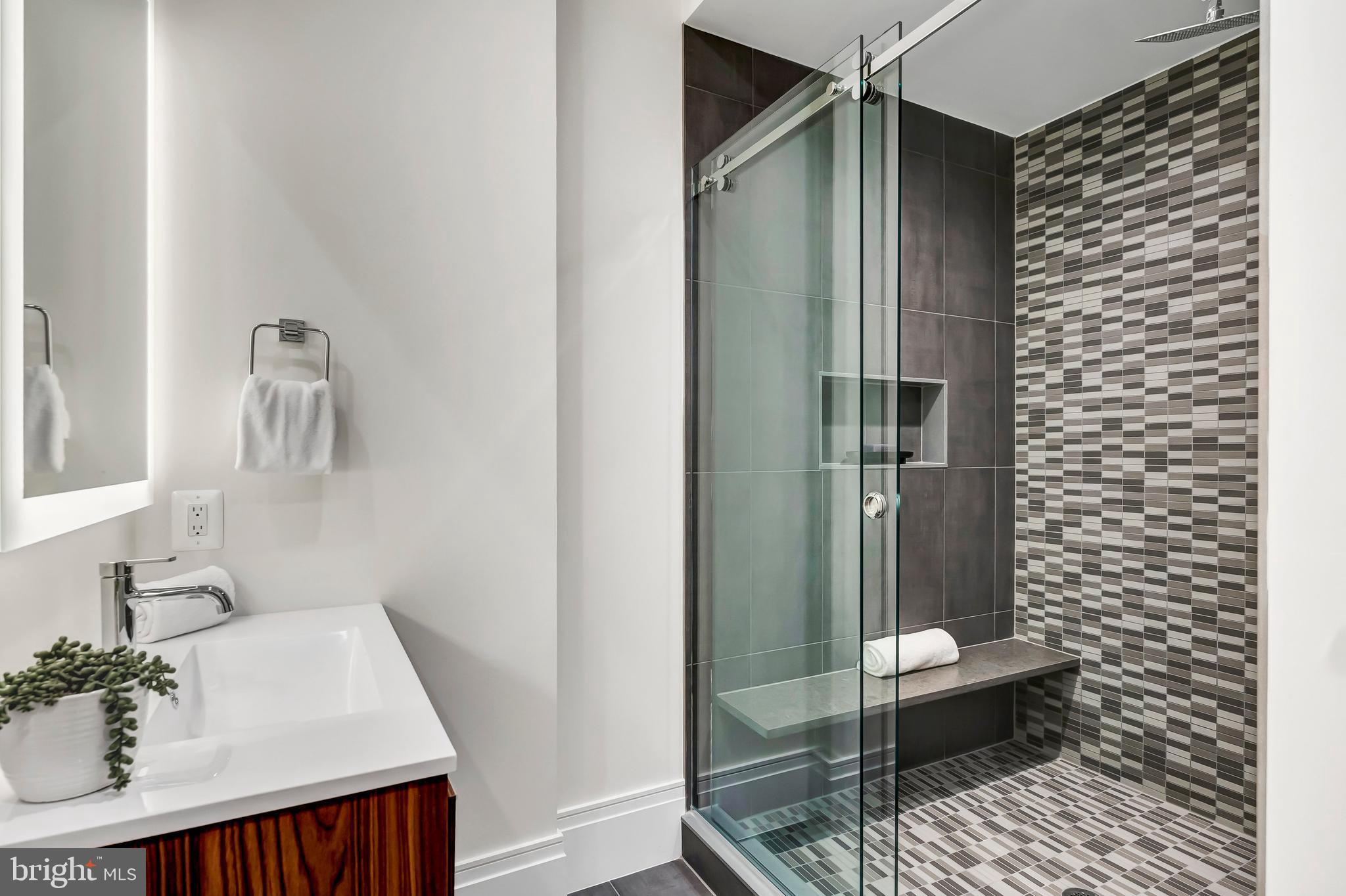 EDGEMOOR - Residential