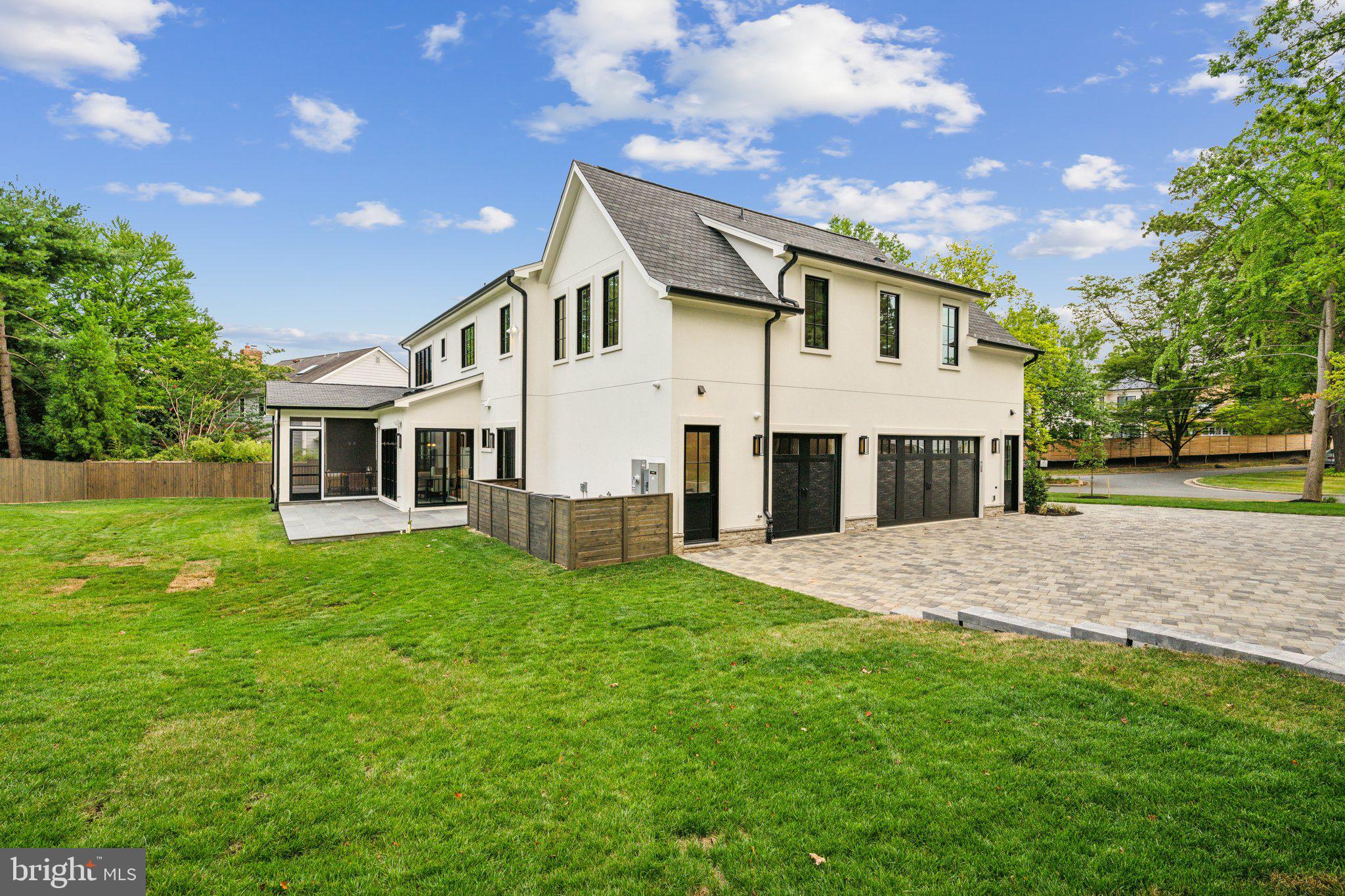 EDGEMOOR - Residential