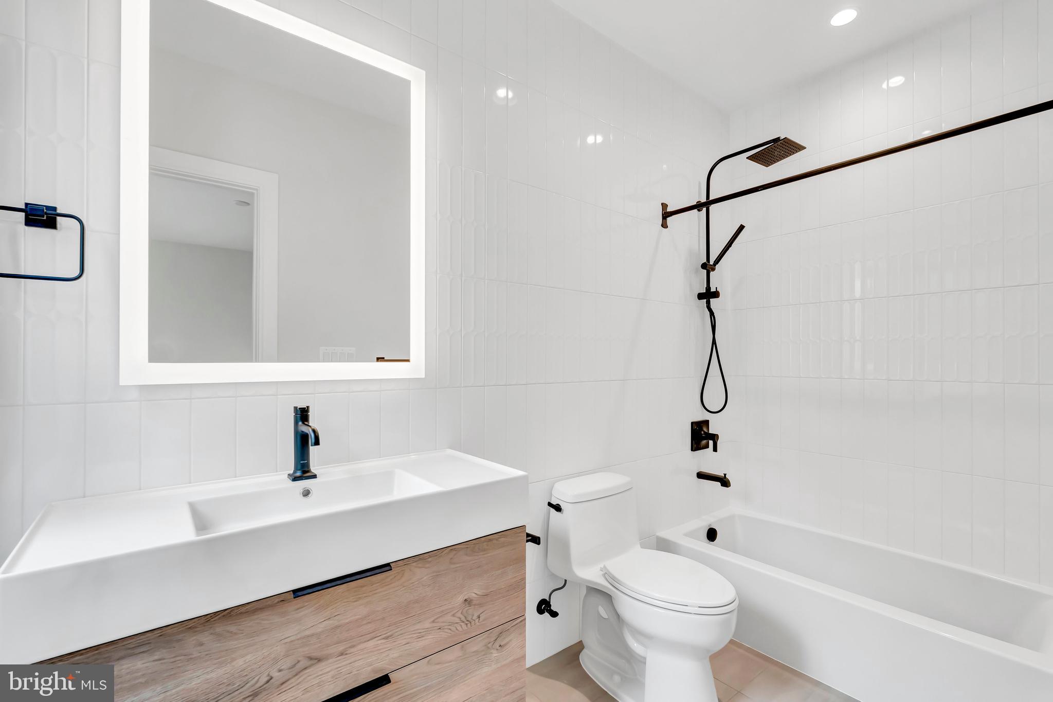 EDGEMOOR - Residential