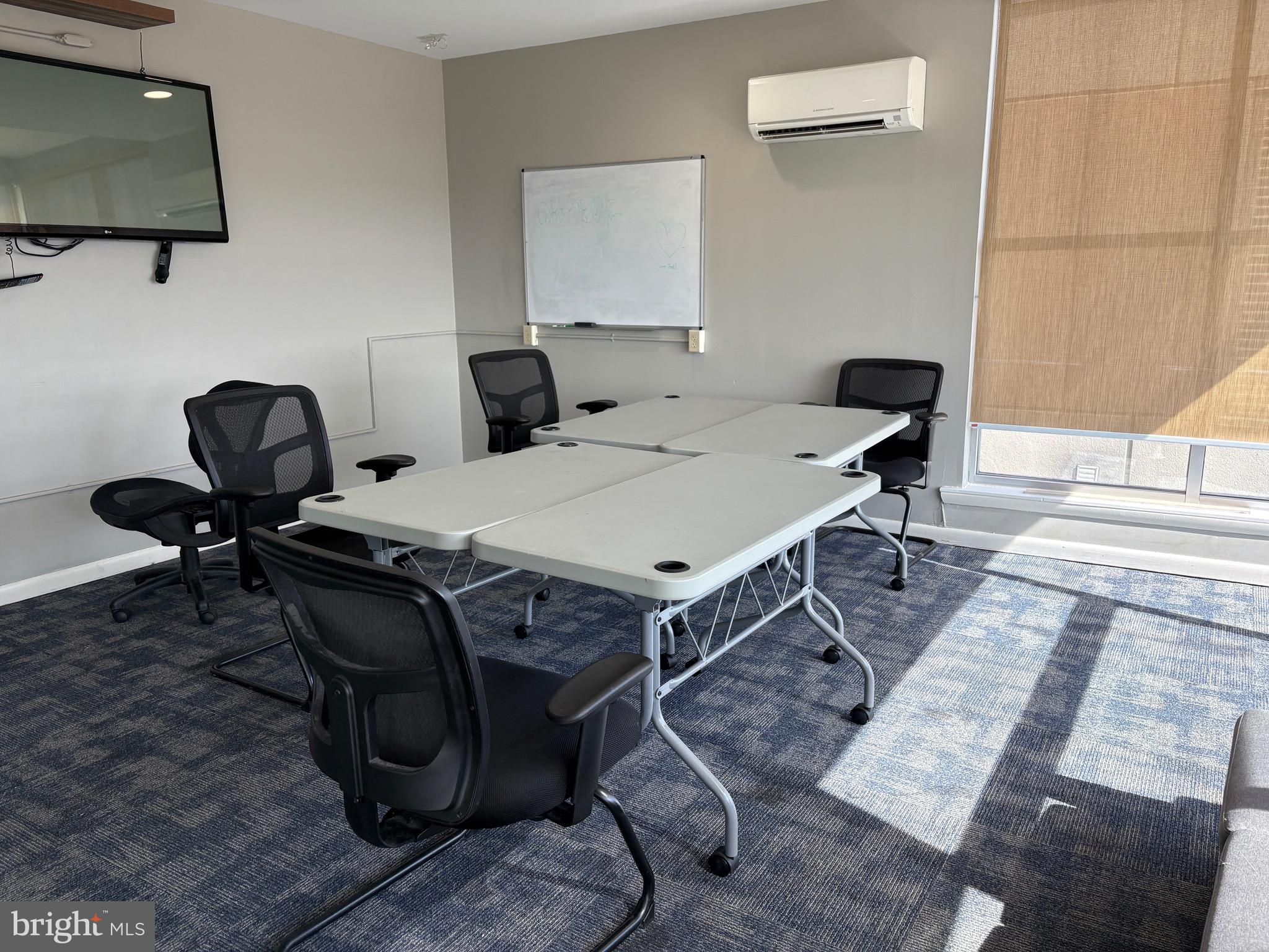 TEMPLE UNIVERSITY - Residential Lease