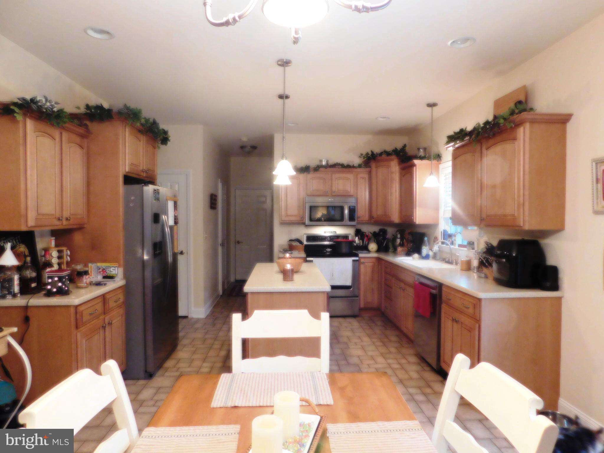 LAKEWOOD - Residential