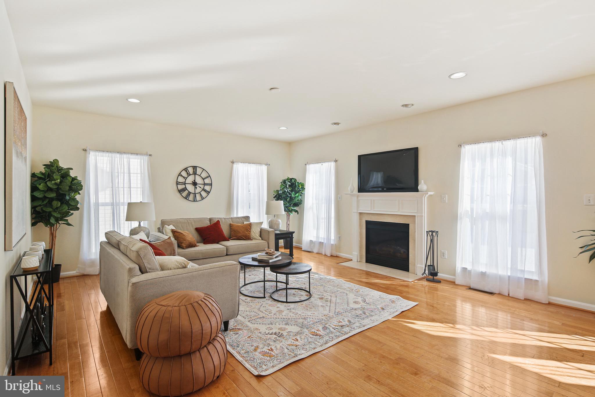 ROLLING OAKS II - Residential