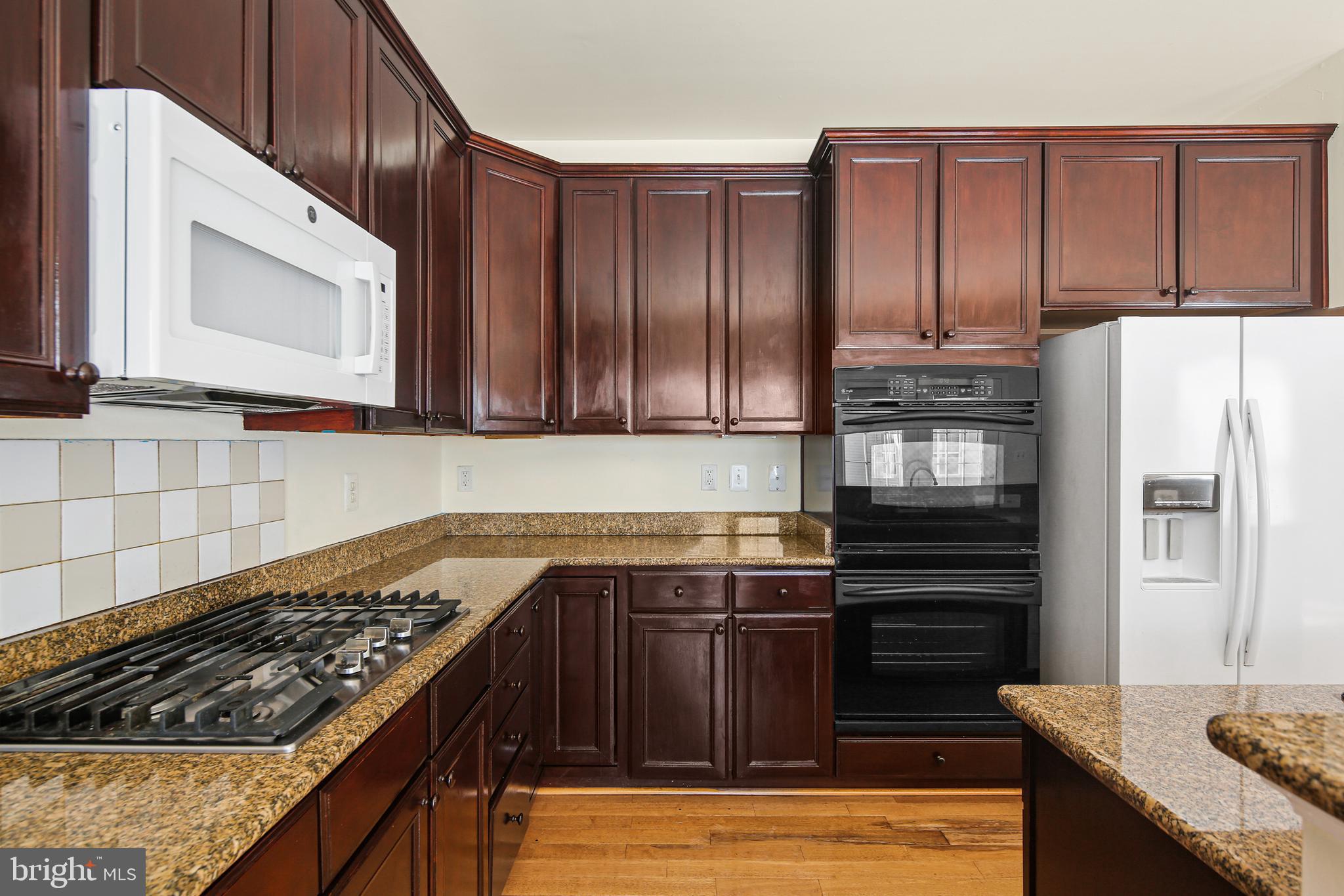 ROLLING OAKS II - Residential