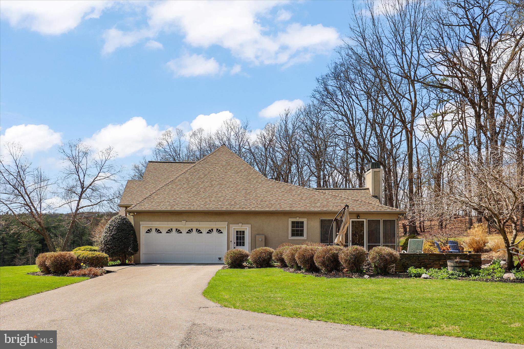 PIGEON HILLS - Residential