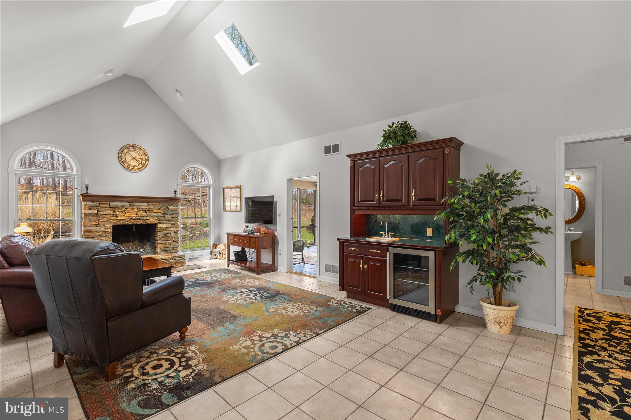 PIGEON HILLS - Residential