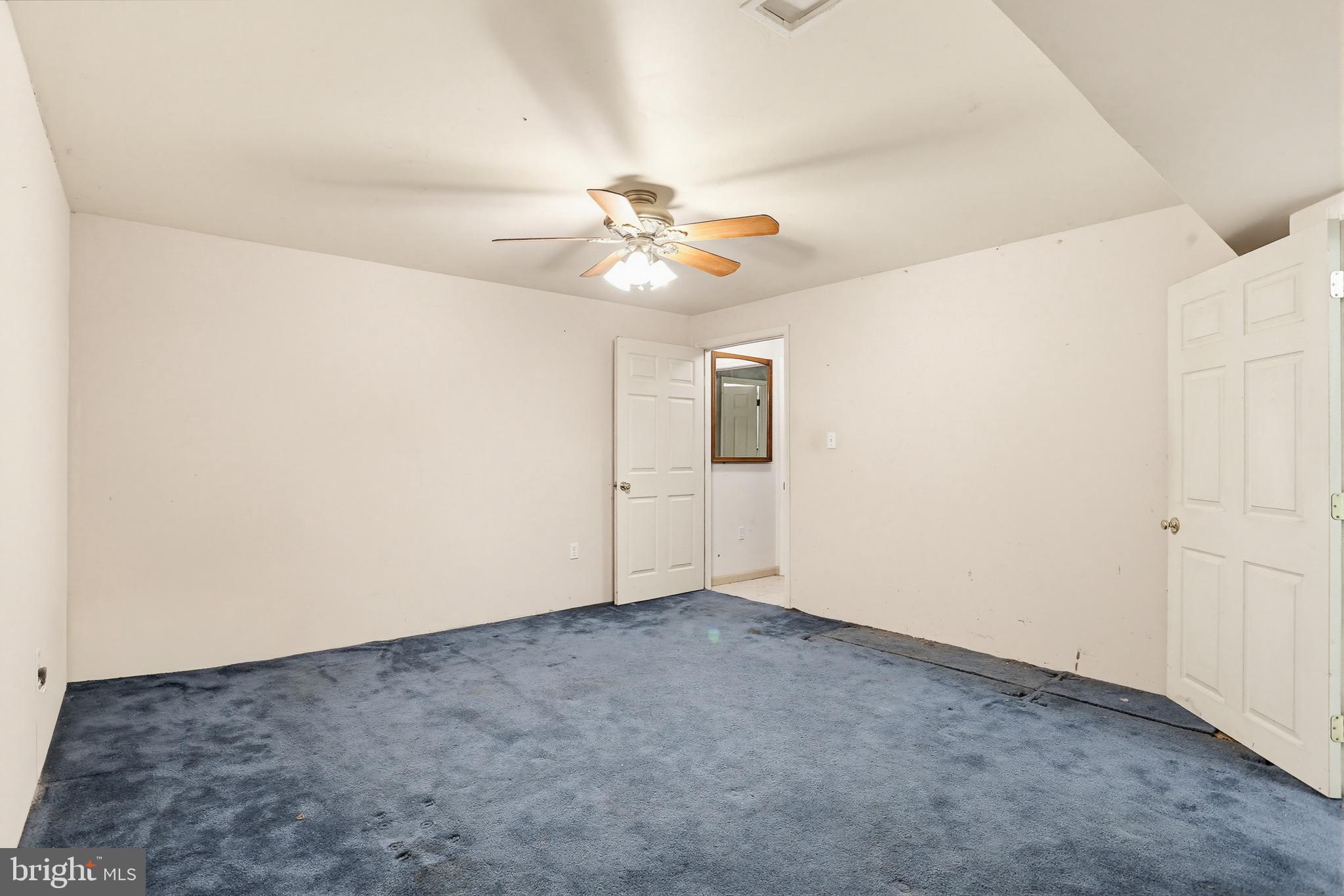 DIAMOND HILLS - Residential