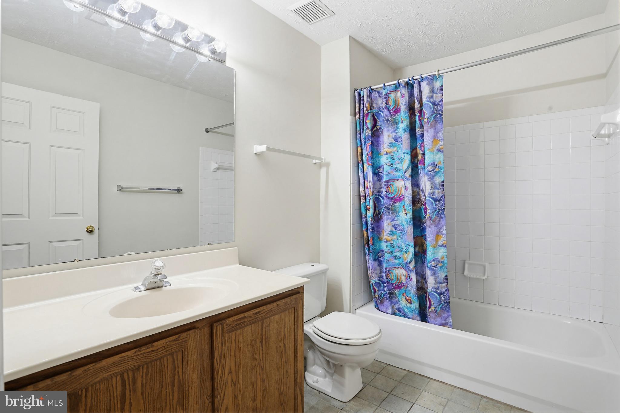 DIAMOND HILLS - Residential