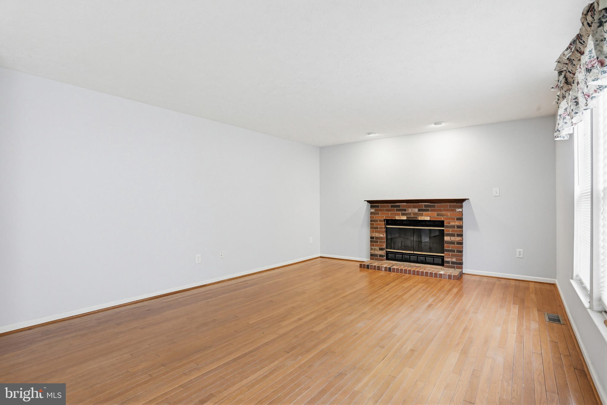 DIAMOND HILLS - Residential