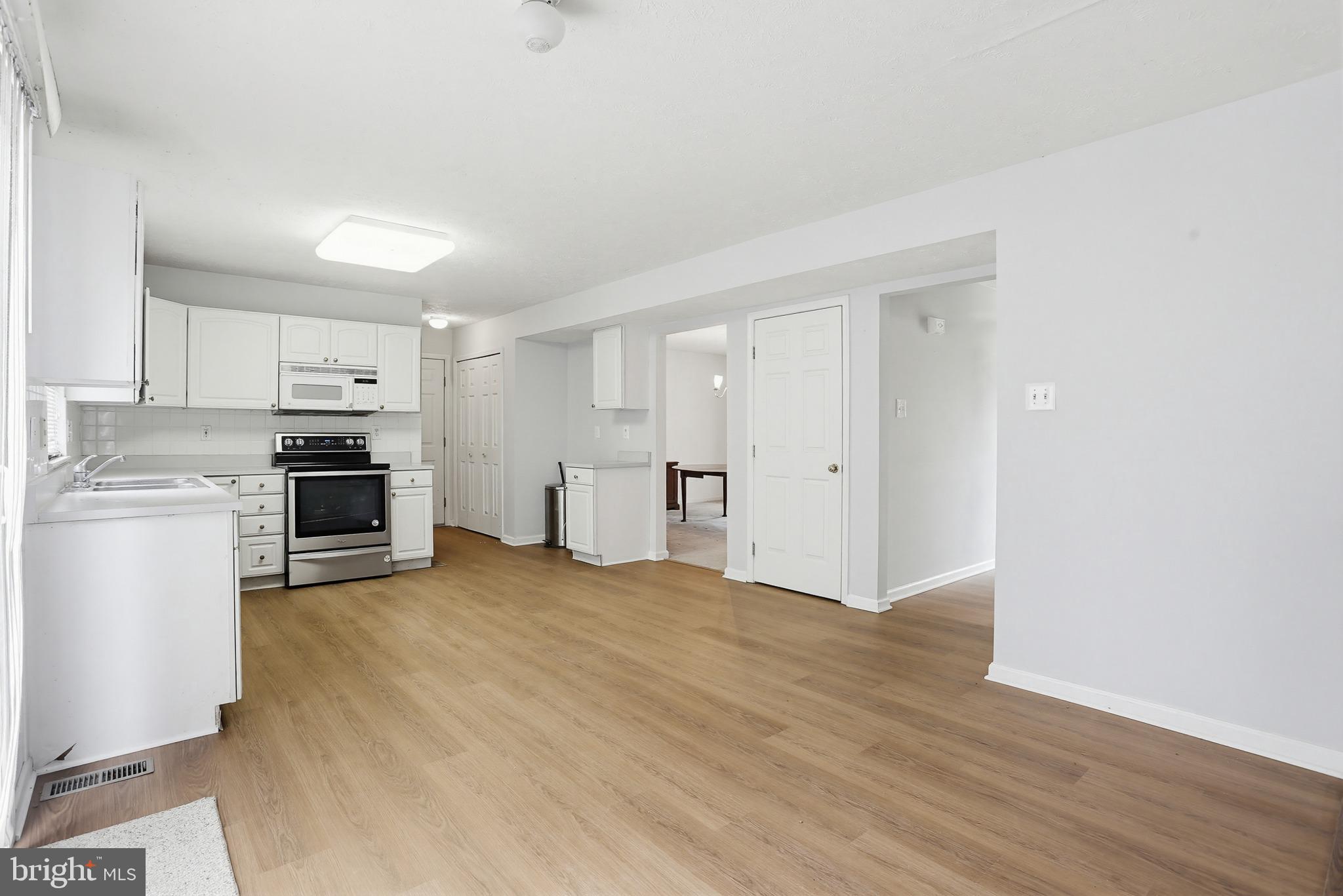 DIAMOND HILLS - Residential