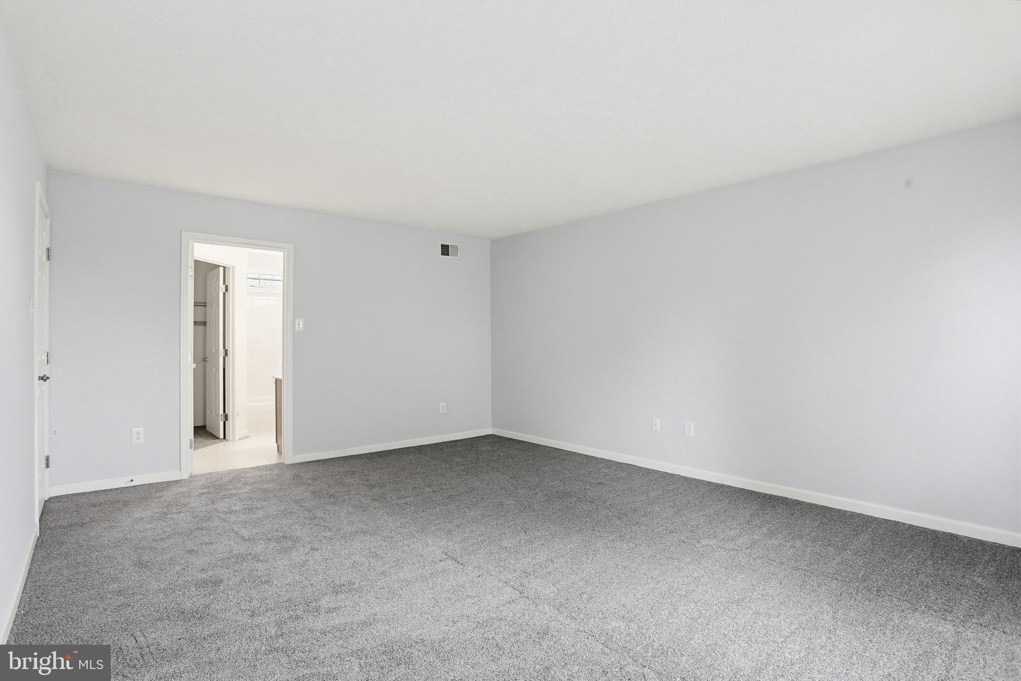 DIAMOND HILLS - Residential