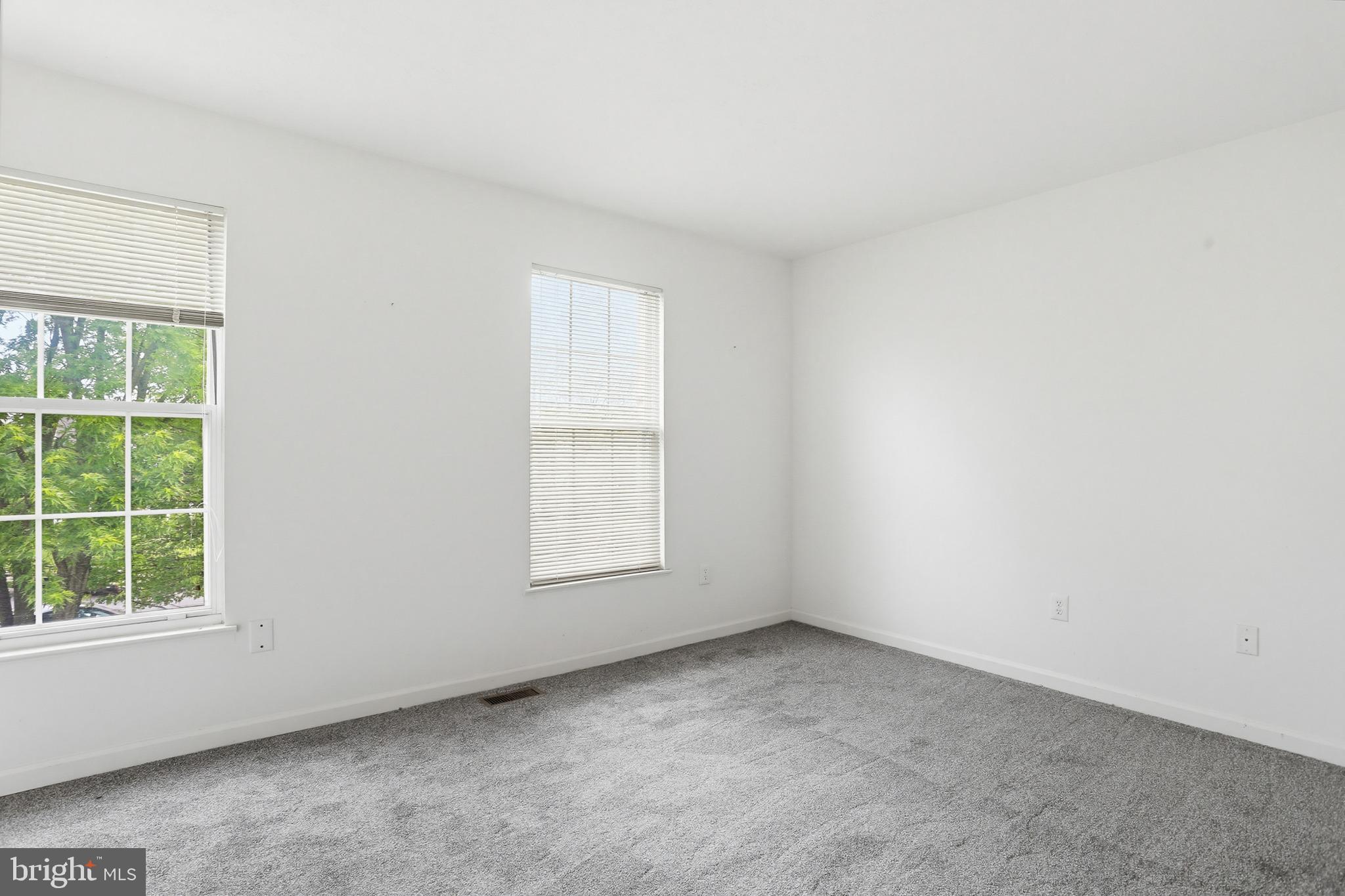 DIAMOND HILLS - Residential