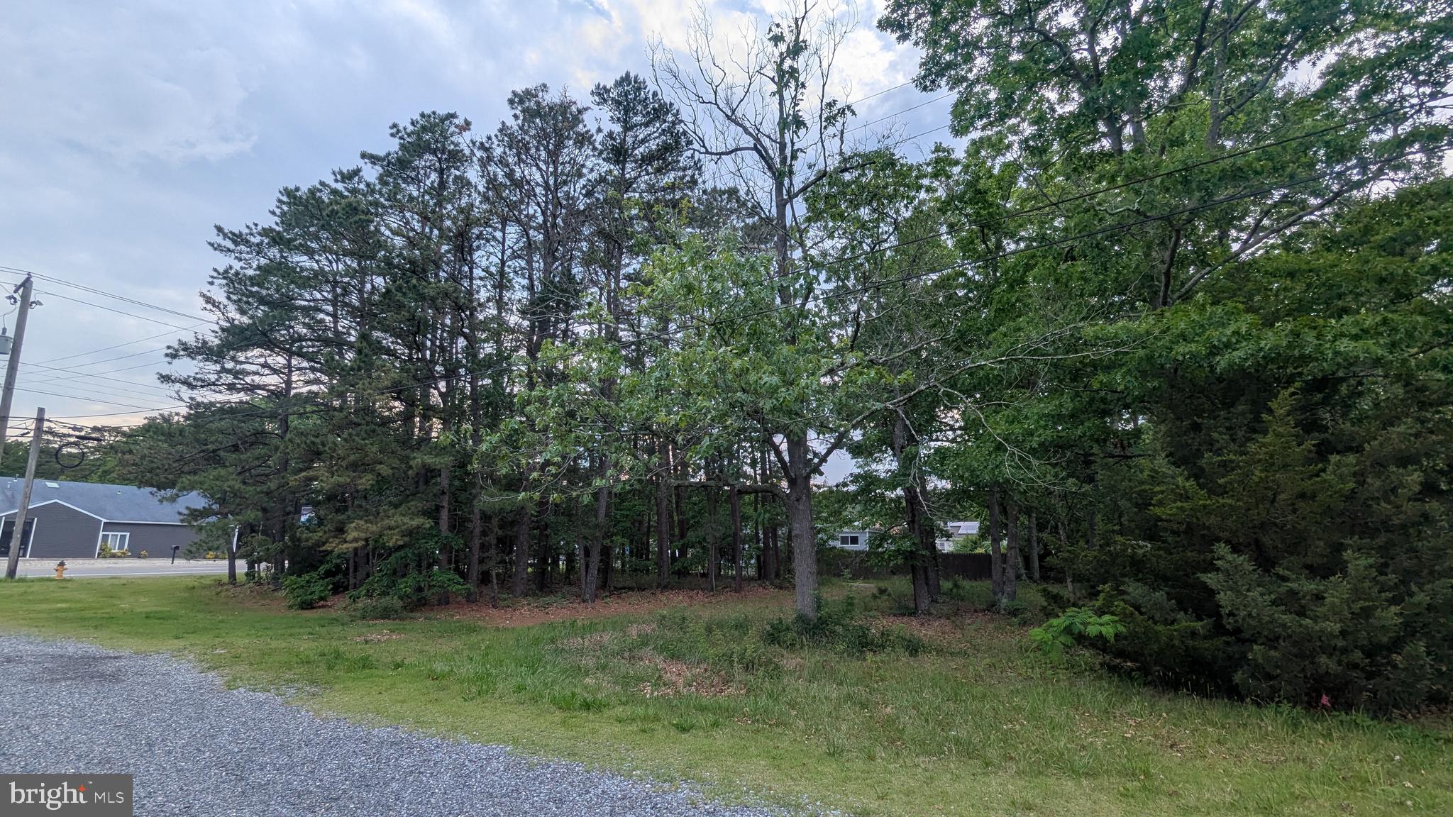 B: 569 L:32 WHITE HORSE PIKE