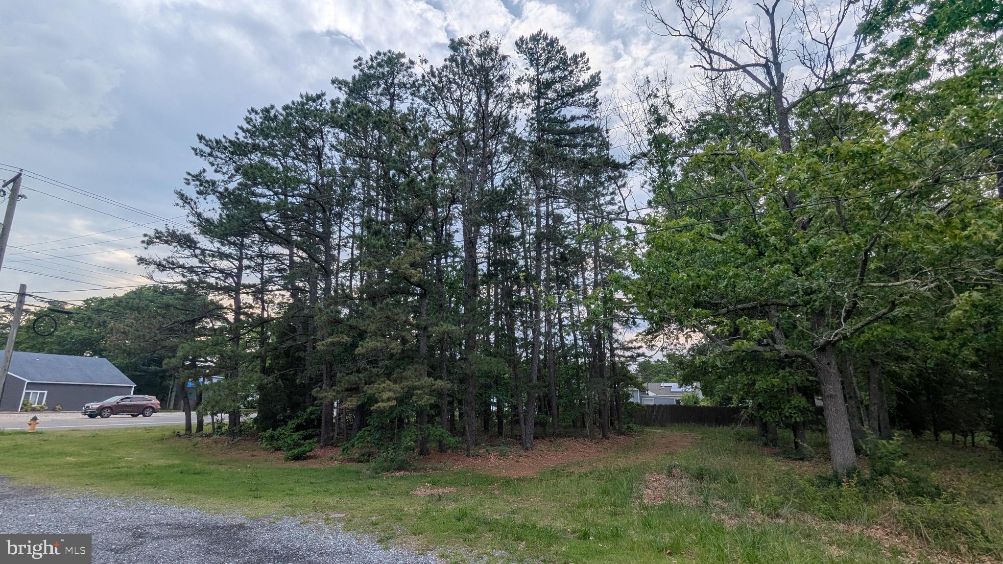 B: 569 L:32 WHITE HORSE PIKE