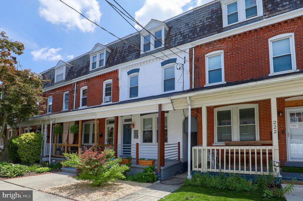 Photo of 220 JACKSON ST, LANCASTER, PA 17603 (MLS # PALA2037272)