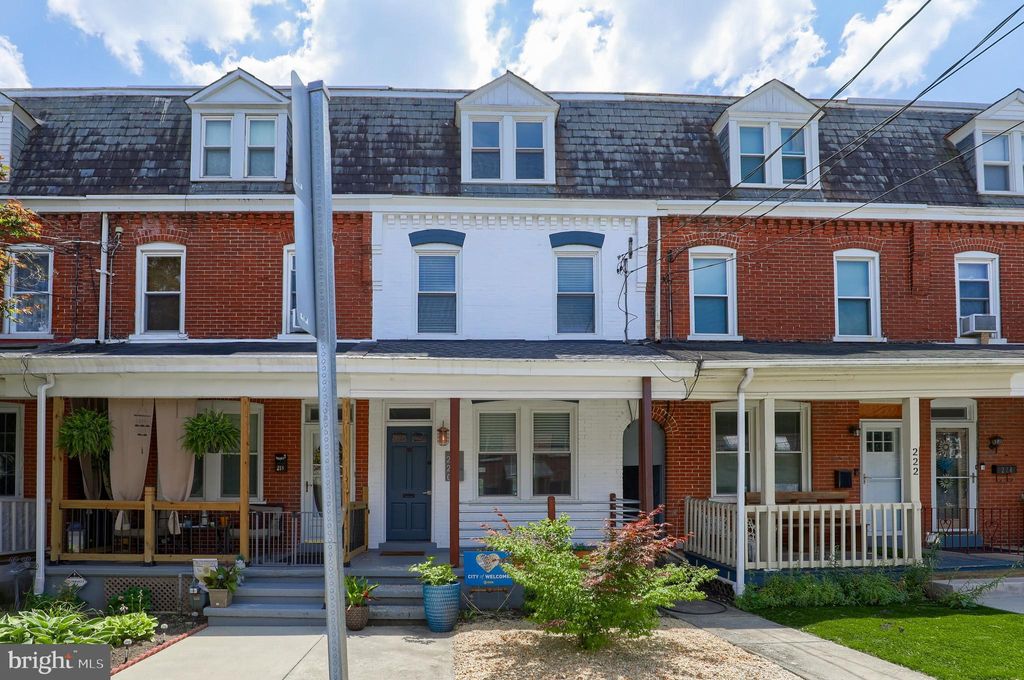 Photo of 220 JACKSON ST, LANCASTER, PA 17603 (MLS # PALA2037272)