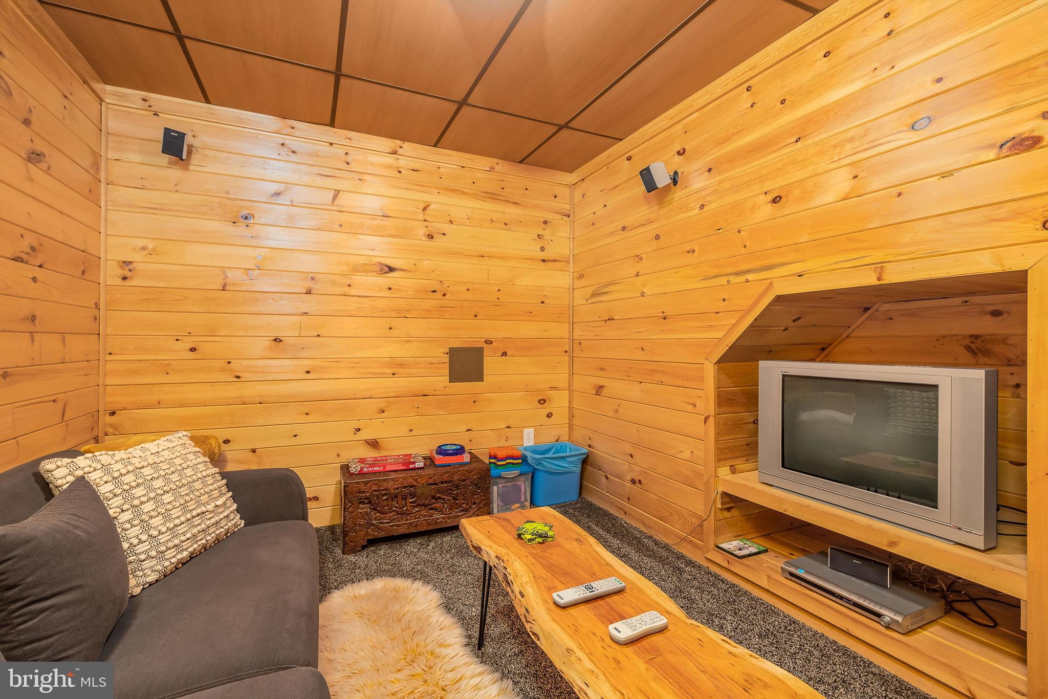 COOLFONT MOUNTAINSIDE - Residential